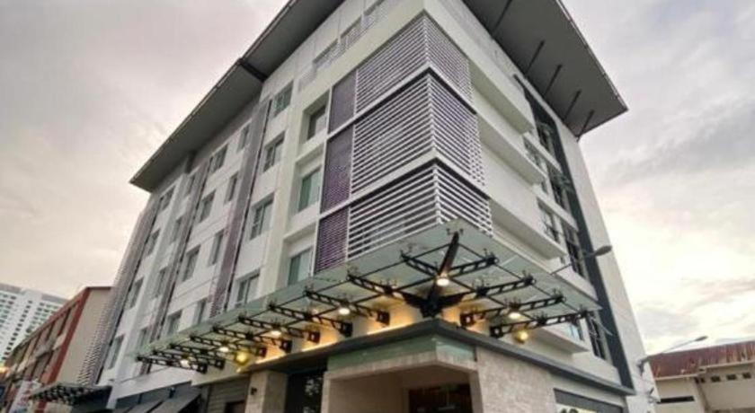 Kemena View Hotel Kuching Exterior foto